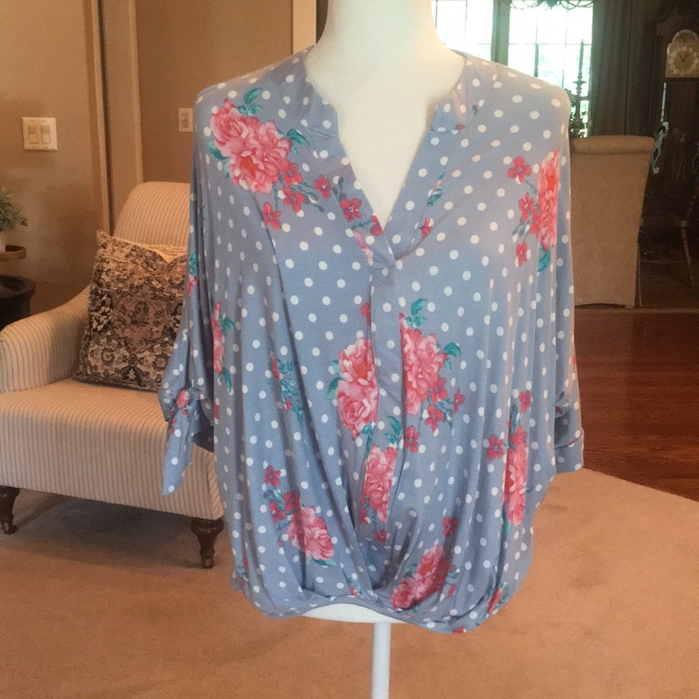 Entro blouse - Picture 1 of 15